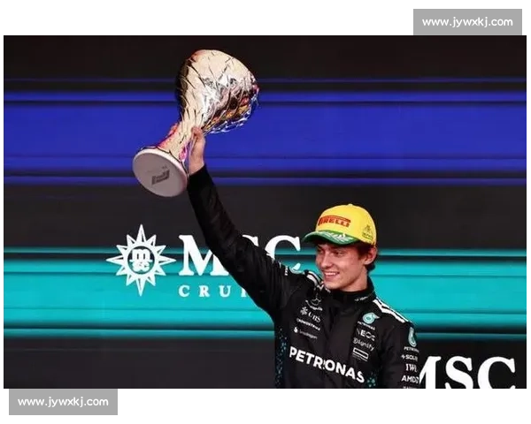 安东内利 Q3 错失关键飞驰圈 黄旗干扰致梅奔新秀遗憾止步第九