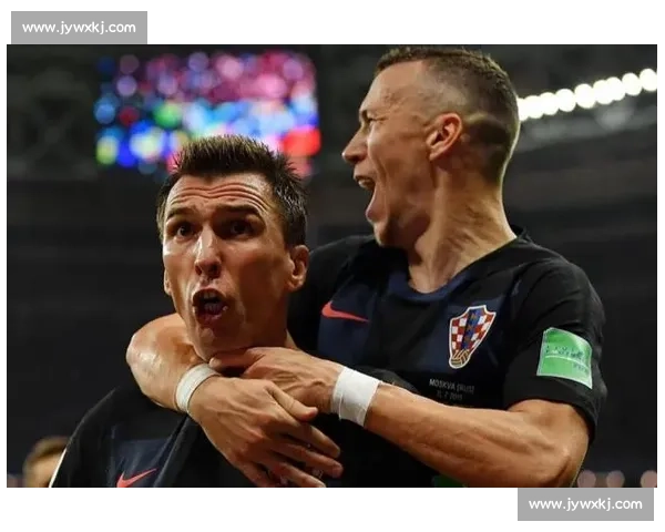 埃利奥特传射救主!英格兰 U21 加时 3-2 逆转德国 U21 卫冕欧青赛冠军 埃利奥特传射救主!英格兰 U21 加时 3-2 逆转德国 U21 卫冕欧青赛冠军